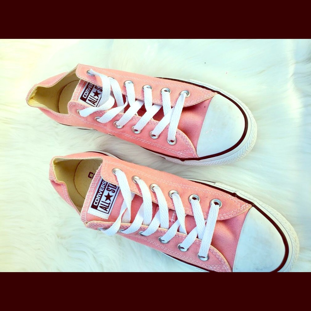Converse baby pink